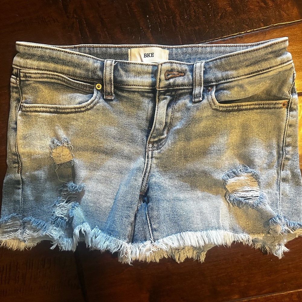 BKE Stella Jean shorts / distressed / stretchy